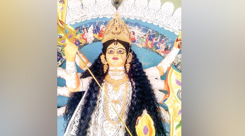 দু’কেজি সোনার গয়নায় সাজেন মরিচকোটার মা দুর্গা