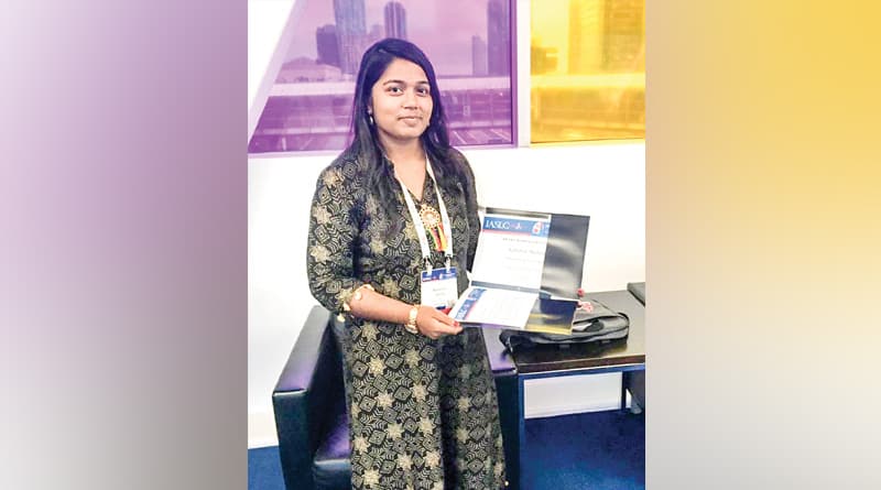 ক্যানসার জয়ের সাহস দেখিয়ে বিশ্বমঞ্চে পুরস্কৃত বাংলার মেয়ে