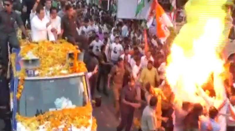 রাহুলের রোড শোয়ে বিস্ফোরণ, প্রশ্নের মুখে কংগ্রেস সভাপতির নিরাপত্তা