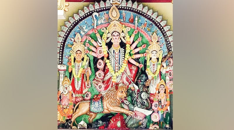 Know the story behind Mahishadal Rai Bari Durga Puja