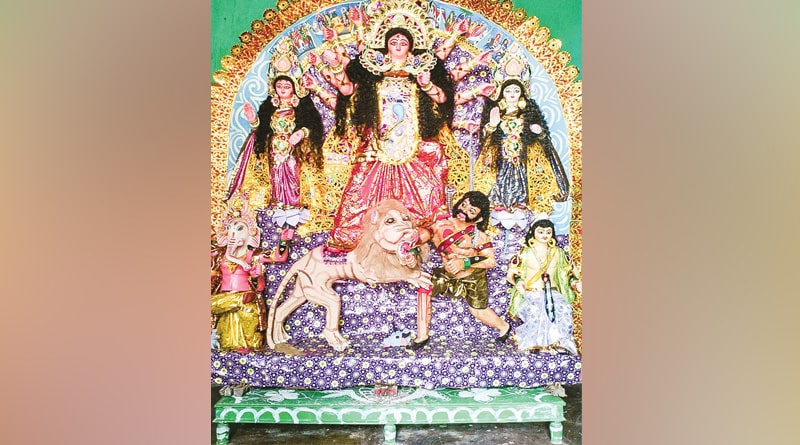 শের শাহের দান করা জমিতেই ঘোষাল বাড়িতে শুরু মায়ের পুজো