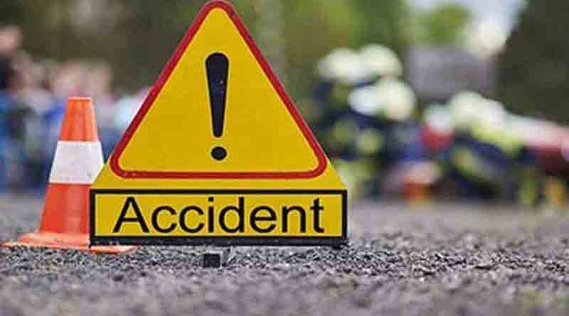 Road accident at south 24 pargana's Raidighi area, one died