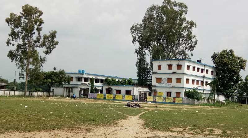 Govt cautious in appointing Urdu teacher in Islampur schools