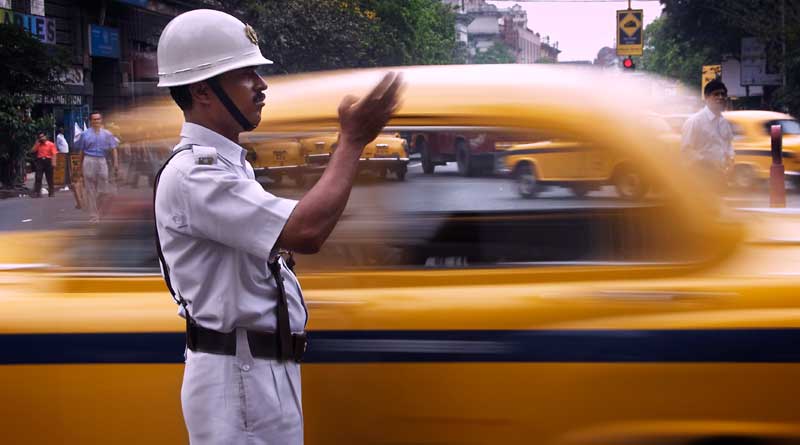 Kolkata Traffic police exempts due fine