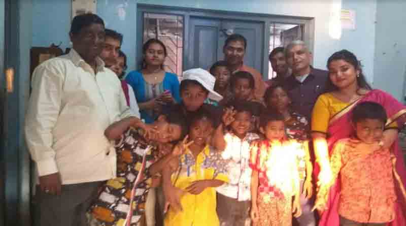 Man celebrates wife’s birthday with street children