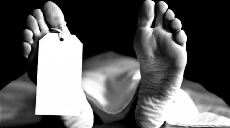 A housewife commited suicide in North 24 Pargana's Basirhat