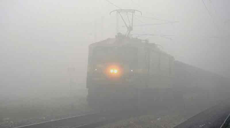 Light rain in Kolkata, thick fog, temparature may dip