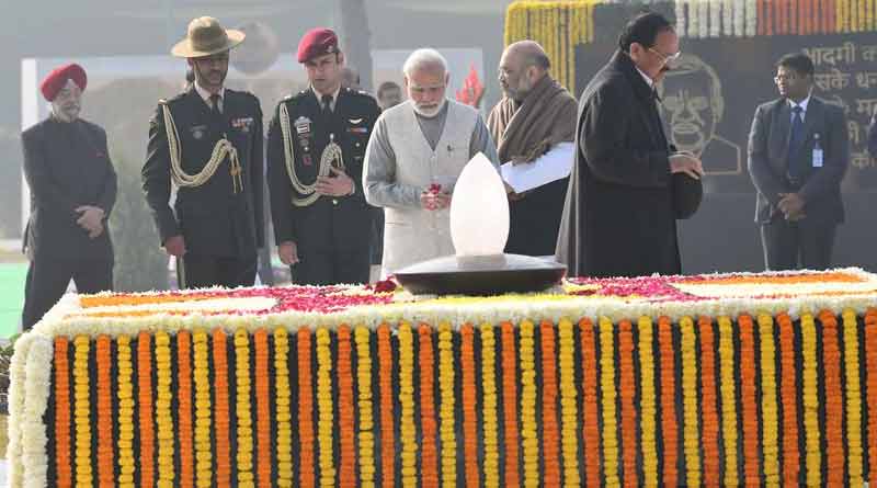 PM pays tributes to Vajpayee's anniversary