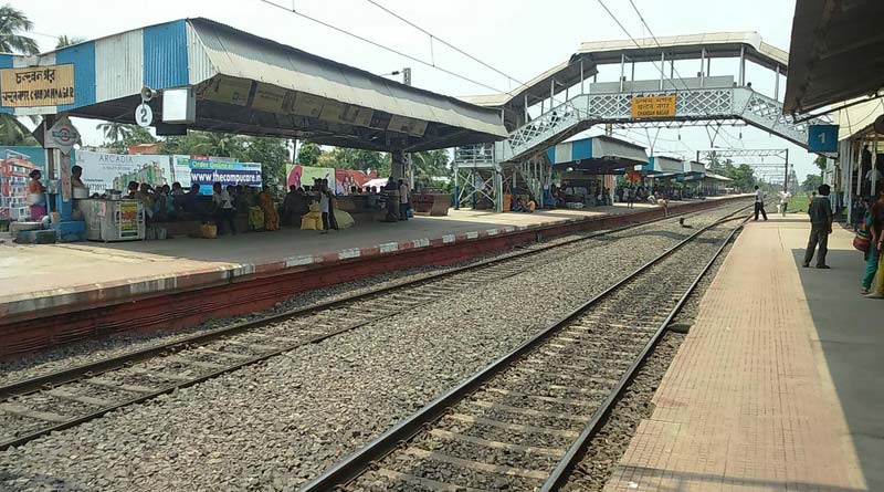 Train Accident in Chandannagar