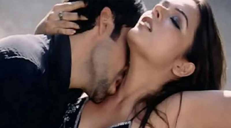 OMG! চুমু খেতে খেতে এ কী হল অভিনেতার?