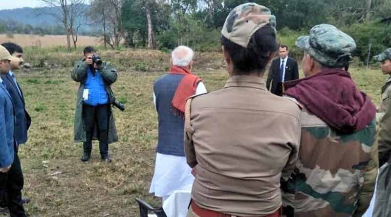 পুলওয়ামা হামলার খবর পেয়েও ফিল্মের শুটিংয়ে মগ্ন মোদি, অভিযোগ কংগ্রেসের