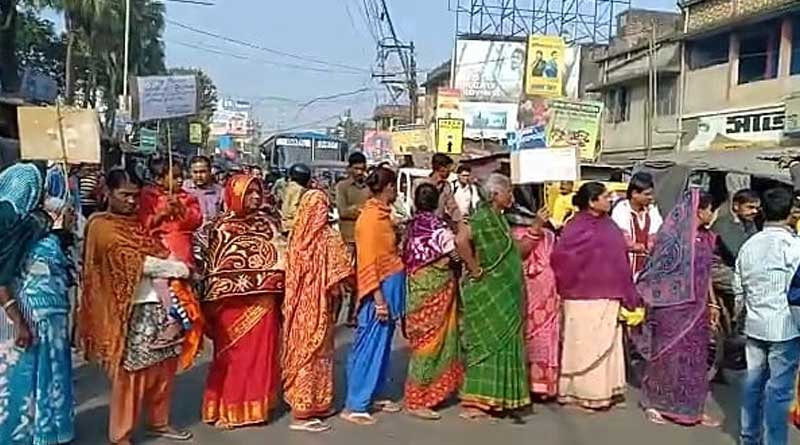 কাউন্সিলরকে খুনের চেষ্টার অভিযোগ, বজবজে বিক্ষোভ মিছিল তৃণমূলের