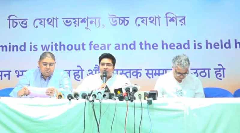 সোনা-সহ স্ত্রীর ধরা পড়ার খবর সম্পূর্ণ ভুয়ো, দাবি অভিষেকের