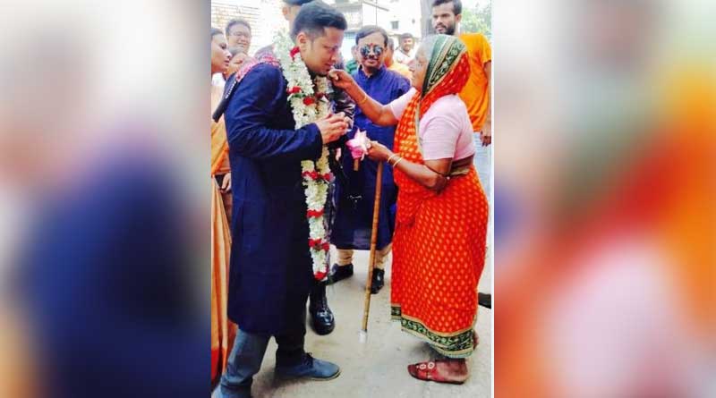 লড়াই কঠিন বুঝেই অচেনা কেন্দ্রে জনসংযোগে জোর বিজেপি প্রার্থী অনুপমের
