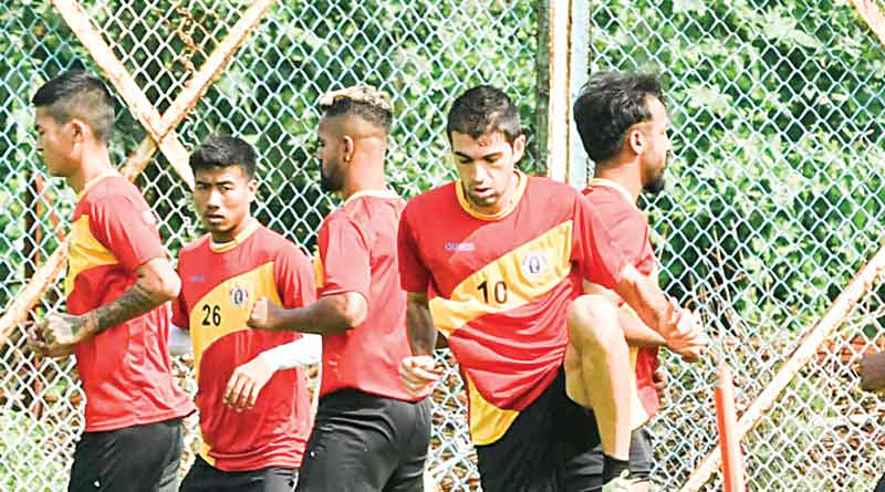 একসঙ্গে অনুশীলন দুটি আলাদা ইস্টবেঙ্গল দলের, সুপার কাপের আগে দ্বিধায় সমর্থকরা
