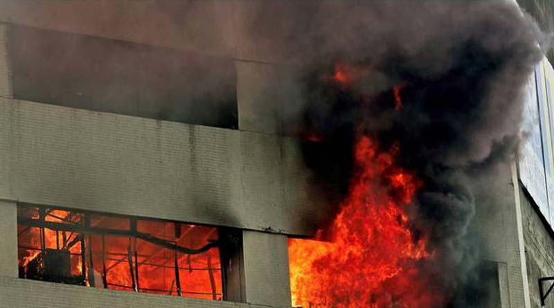 Massive fire broke out in a restaurant at Kolkata, no report of casuality