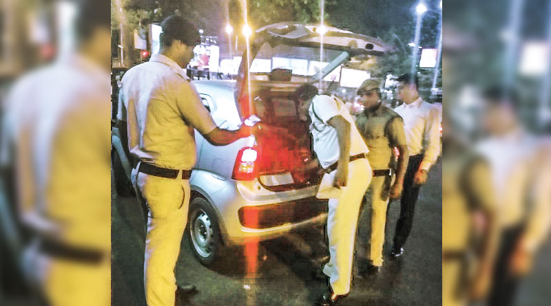  Before Election Kolkata Police tighten search operation in Kolkata