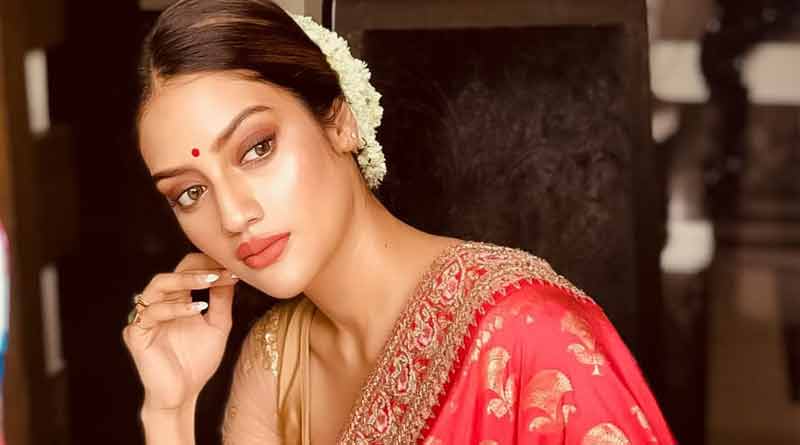 Actress and Trinamool candidate Nusrat Jahan changes her lip colour