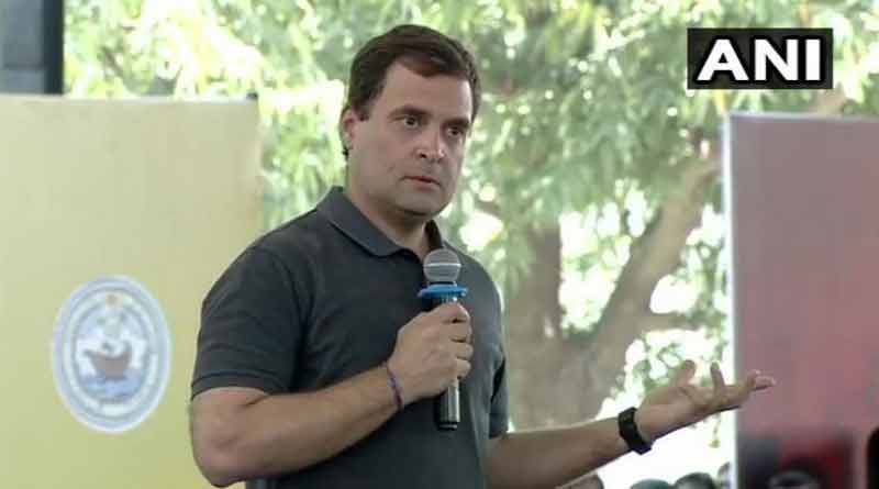 ‘প্রধানমন্ত্রীর প্রয়োজন ভালবাসা, উনি সৌন্দর্য দেখতে পান না’, কটাক্ষ রাহুলের