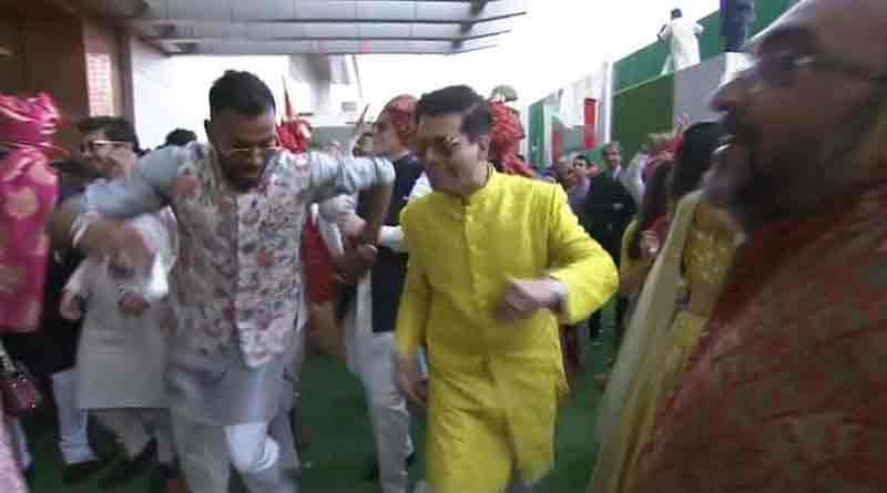 ফের একসঙ্গে করণ-হার্দিক, নাচলেন আম্বানিদের পার্টিতে