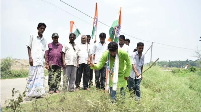 প্রচারে নেমে পরিবেশ সচেতনতায় উদ্যোগ বনগাঁর কংগ্রেস প্রার্থীর