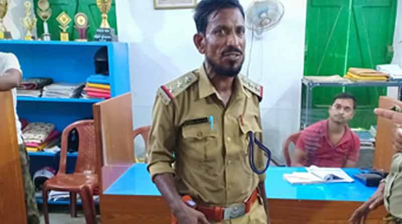 ভুয়ো পুলিশের পরিচয়ে ছাপ্পা ভোটের অভিযোগ, গ্রেপ্তার যুবক