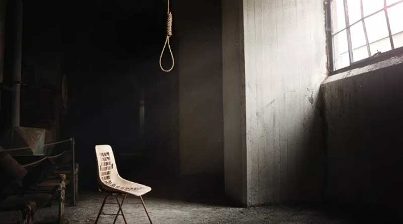 Woman hanged herself scaring after CAA at Burdwan
