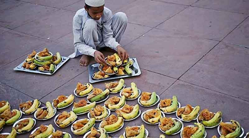 Spreading harmony Ayodhya’s Shri Sita Ram temple hosts Iftar