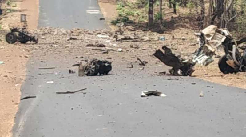 IED blast in the road of Kanker, Chattisgarh by Maoist killed 3 persons