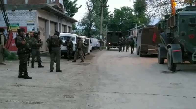 One soldiers martyred and 2 terrorist killed in Pulwama