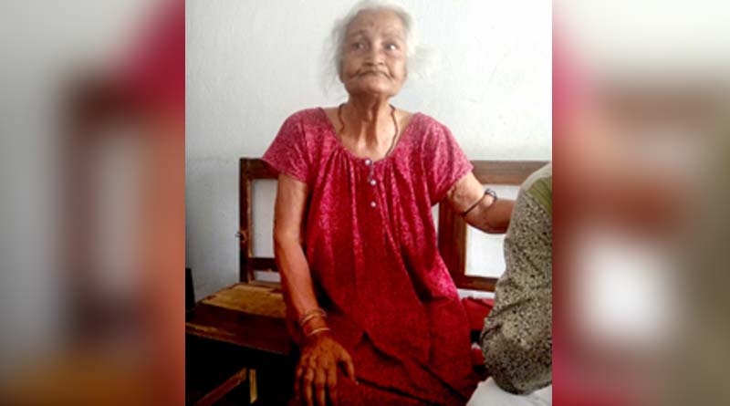 মেয়ের অত্যাচারে আত্মহত্যার সিদ্ধান্ত, নমাজ পড়া বন্ধ রেখে বৃদ্ধাকে বাঁচালেন টোটোচালক