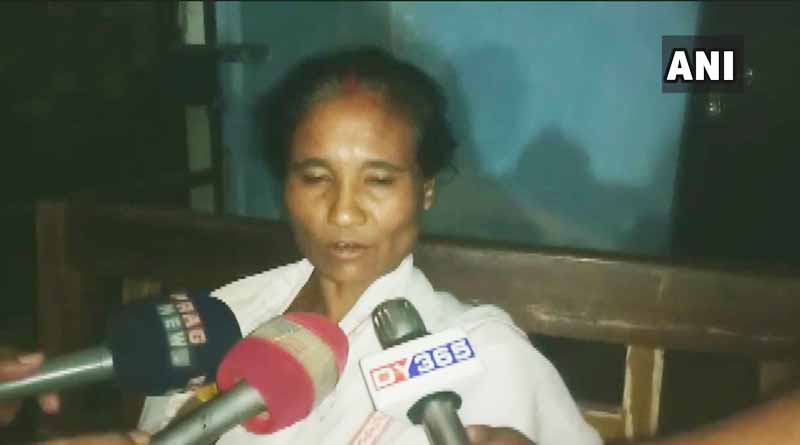 স্বামীকে খুন করে কাটা মুন্ডু হাতে থানায় মহিলা, এলাকায় আতঙ্ক