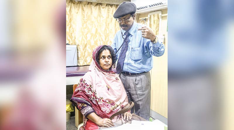 মাথায় জমেছে বরফ! বাংলাদেশের গৃহবধূকে সুস্থ করলেন কলকাতার চিকিৎসক