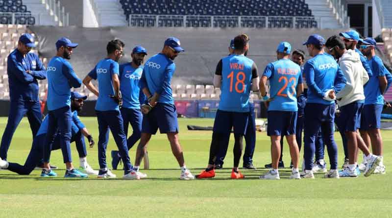 অনুশীলনে চোট কোহলির, প্রথম ম্যাচের আগেই চিন্তায় ভারতীয় শিবির