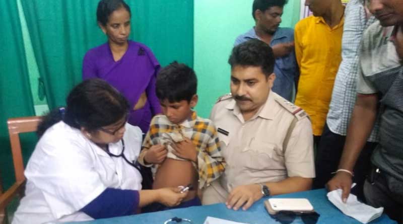 মন্ত্রপূত চাল খাইয়ে চোর ধরার চেষ্টা! গুরুতর অসুস্থ ৫০ জন পড়ুয়া