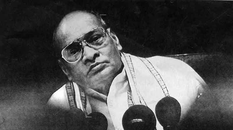 ‘যোগ্য সম্মান পাননি দাদু’, সোনিয়া-রাহুলকে ক্ষমা চাইতে বললেন নরসিমা রাওয়ের নাতি