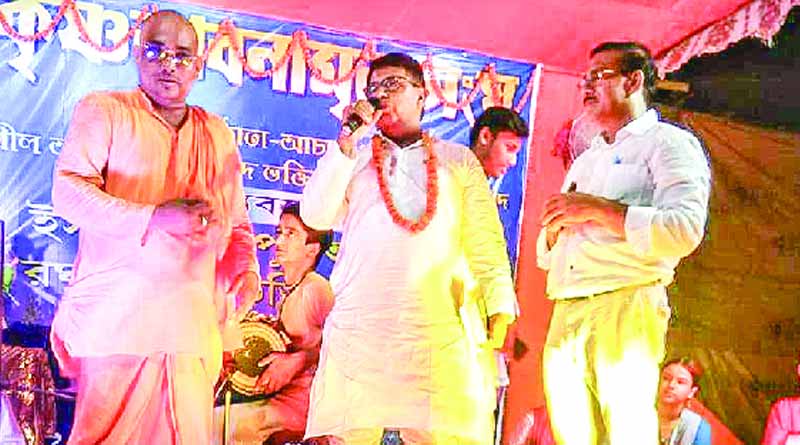 রাম নামের আবেগ রুখতে তৃণমূলের হাতিয়ার কৃষ্ণনাম!
