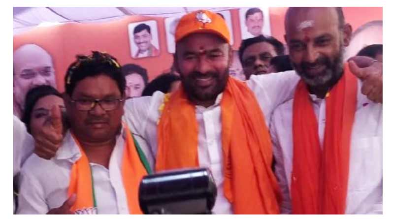 আদিবাসী মহিলাদের হেনস্তা করলেই মুণ্ডচ্ছেদ করা হবে মুসলিমদের, সাংসদের মন্তব্যে বিতর্ক