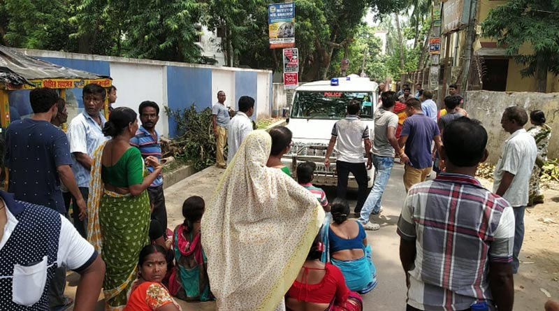 অস্ত্র-সহ গ্রেপ্তার বিজেপি কর্মী, আদালতে পুলিশকে ঘিরে বিক্ষোভ বনগাঁয়