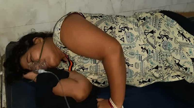 পরকীয়ার প্রতিবাদ, স্বামী ও প্রেমিকার হাতে নির্যাতিতা গৃহবধূ
