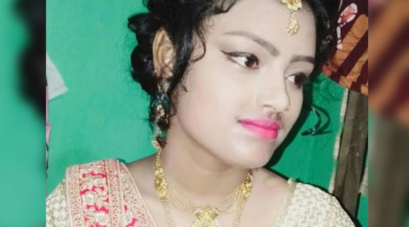 মোবাইল নম্বর ব্লক করেছে প্রেমিক,অপমানে আত্মঘাতী দ্বাদশ শ্রেণির ছাত্রী