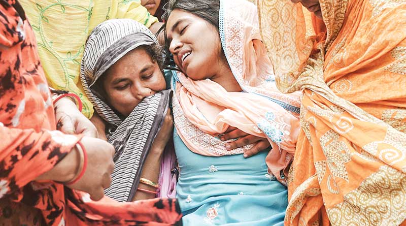 বিয়ের পর সংসার করা হল না জেমুন্নাসার, স্বামী কায়ুম মোল্লার মৃত্যুতে স্তব্ধ স্ত্রী
