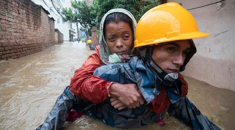 টানা বৃষ্টিতে বিপর্যয়, বন্যা বিধ্বস্ত নেপালে ক্রমেই বাড়ছে মৃতের সংখ্যা