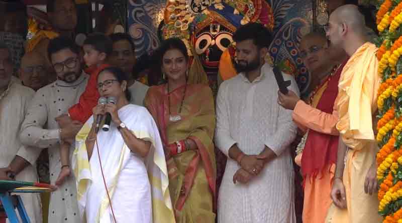 ‘ধর্মবিশ্বাস ও আচরণের গুরুত্ব বুঝি’, ইসকনের রথযাত্রায় সমালোচকদের জবাব নুসরতের