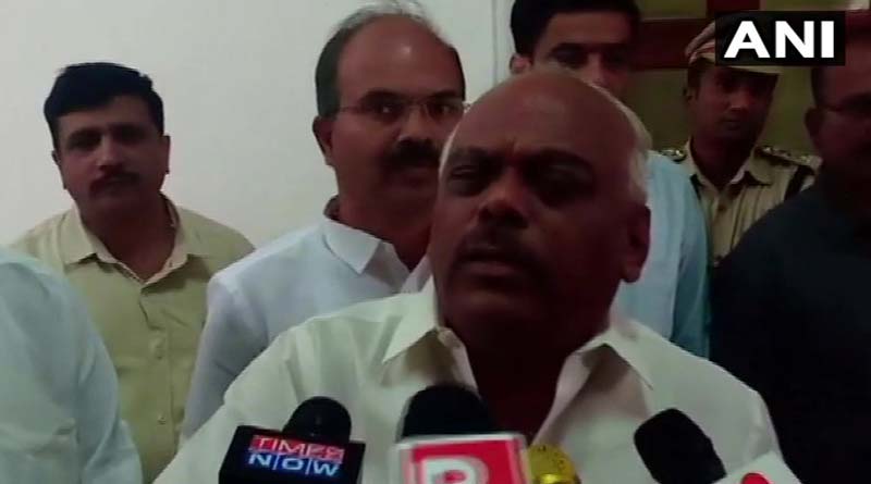 নাটকীয় মোড় কর্ণাটকে, বিধায়কদের গণইস্তফা খারিজের ভাবনা স্পিকারের
