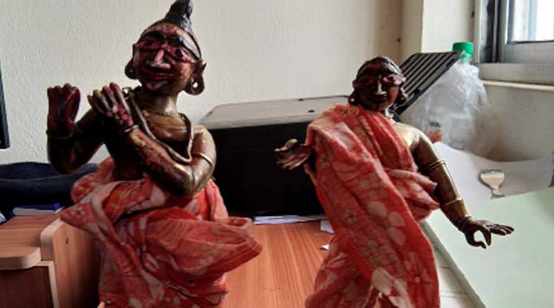 অবাক কাণ্ড! ফুল, দক্ষিণা-সহ চারশো বছরের পুরনো বিগ্রহ ফেরাল চোর