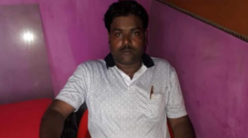 তোলাবাজির অভিযোগে ধৃত তৃণমূলের পঞ্চায়েত সদস্য ও সঙ্গী