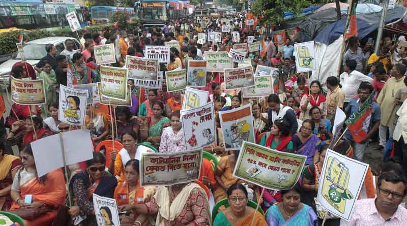 ক্ষমতায় এলে ৭২ ঘণ্টার মধ্যে কাটমানি ফেরত, প্রতিশ্রুতি বঙ্গ বিজেপির