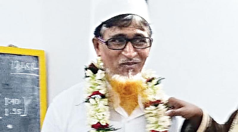 হজে যাবেন প্রধান শিক্ষক, তপসিয়ার স্কুলে ছুটি দিয়ে দেদার ভুরিভোজ