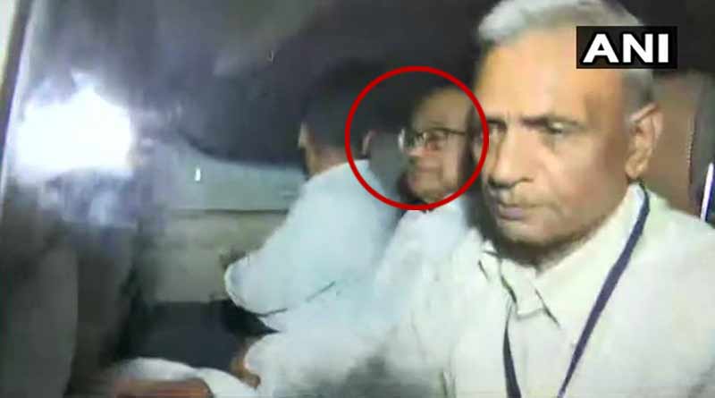 চূড়ান্ত নাটকীয়তার অবসান, পাঁচিল টপকে ঢুকে চিদম্বরমকে গ্রেপ্তার করল সিবিআই